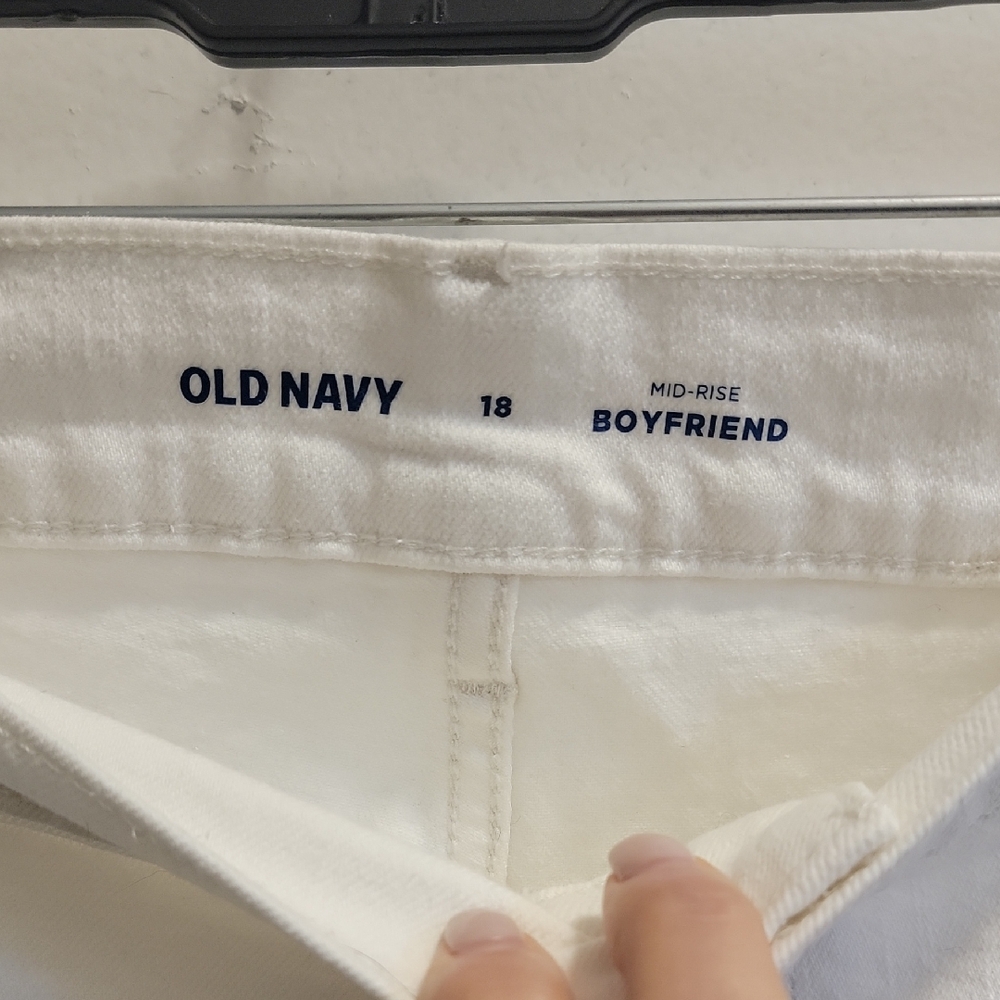 Old Navy Cream Boyfriend Jeans